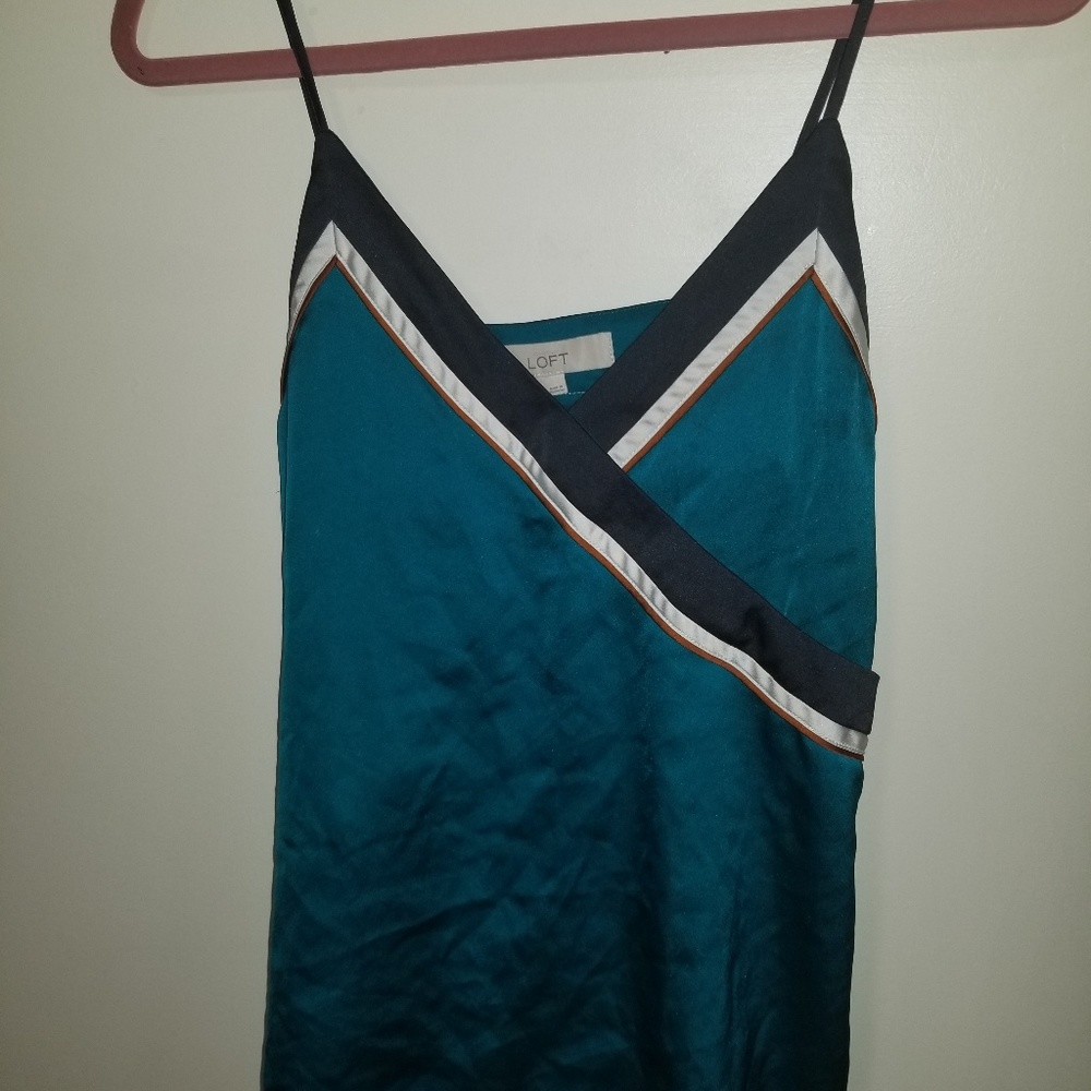 Loft wrap top